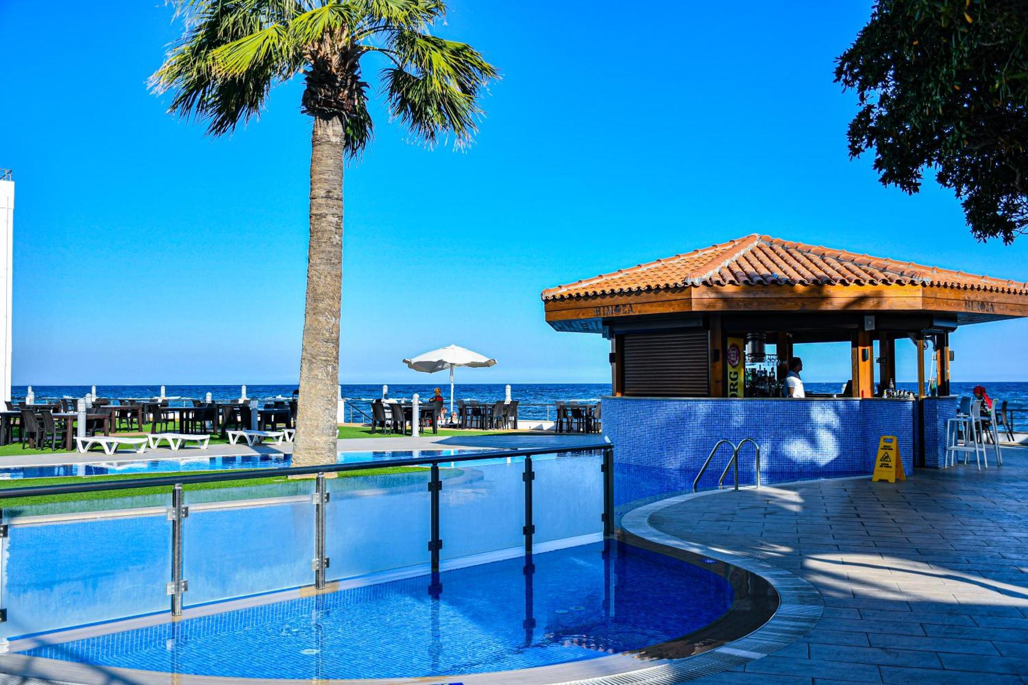 Mimoza Beach Hotel Agios Sergios Ngoại thất bức ảnh