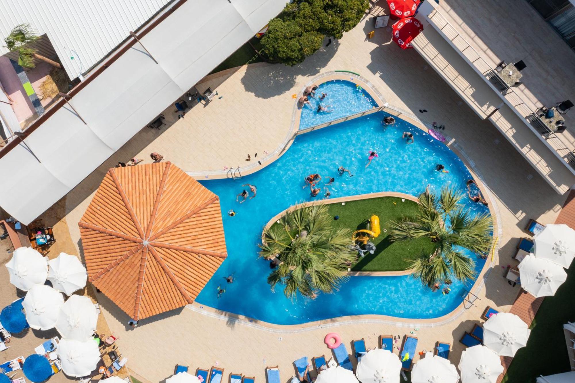 Mimoza Beach Hotel Agios Sergios Ngoại thất bức ảnh